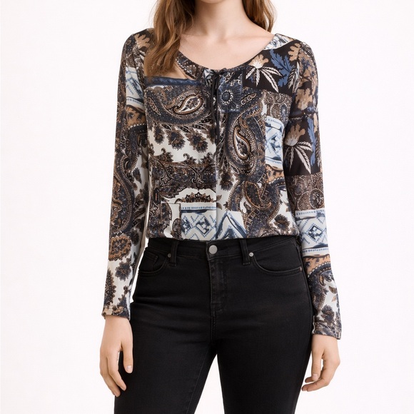 Forever 21 Tops - Forever 21 scoop neck, long sleeve top, size S —#087